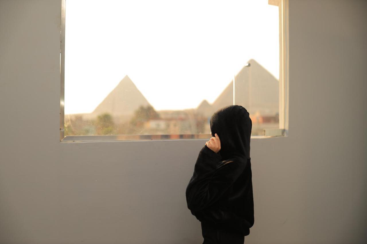 Three Golden Pyramids Bed and Breakfast Kairo Exteriör bild