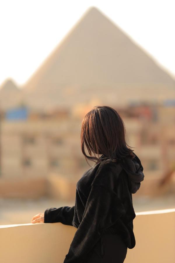 Three Golden Pyramids Bed and Breakfast Kairo Exteriör bild